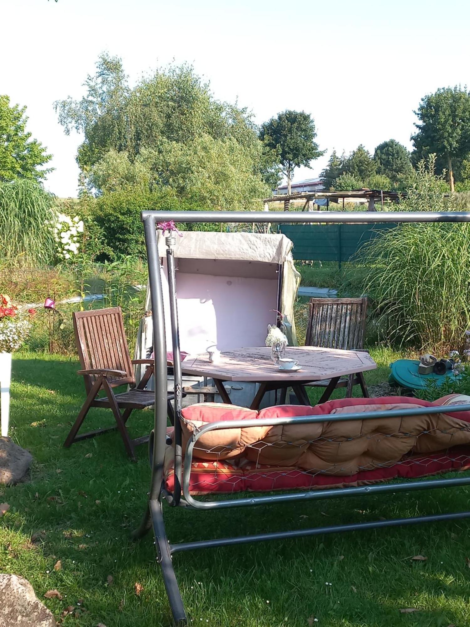 Zimmer Und Apartment Rosi Krakow am See Eksteriør billede